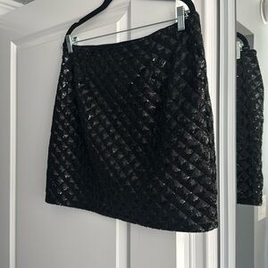Banana Republic Black Sequin Mini skirt (size 12)